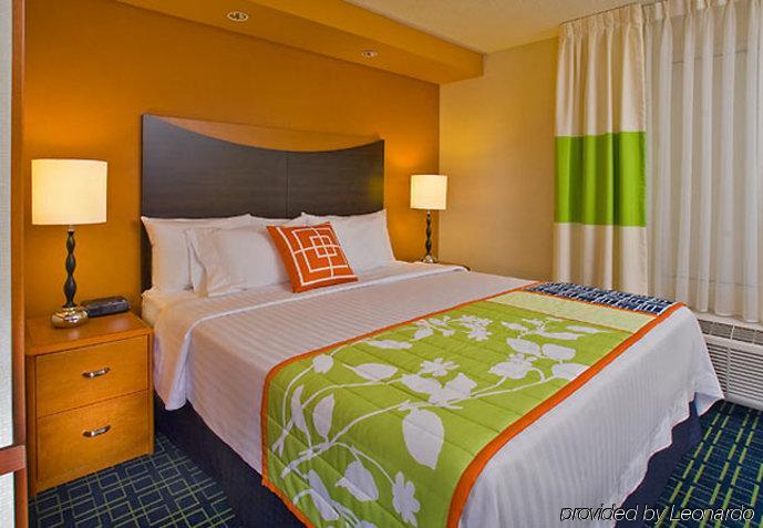 Fairfield Inn & Suites Clarksville Pokoj fotografie