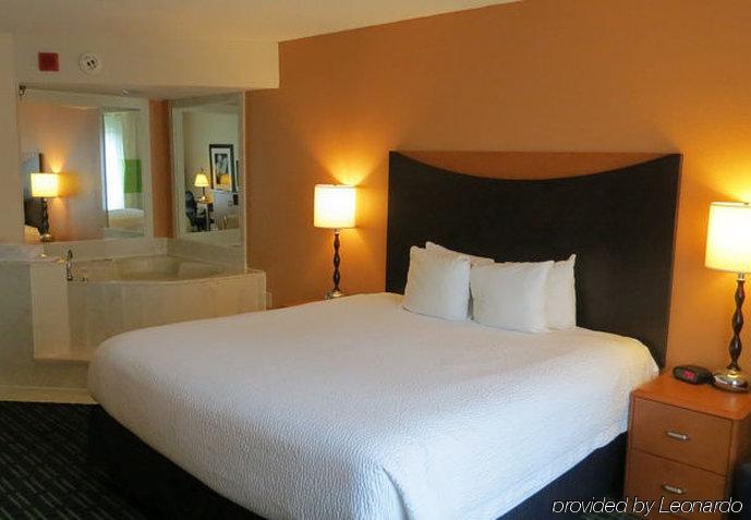 Fairfield Inn & Suites Clarksville Exteriér fotografie